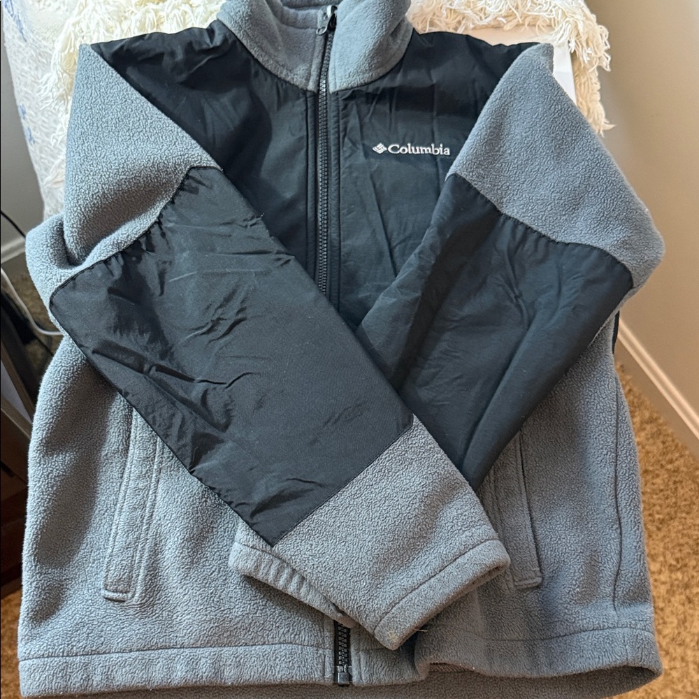 Columbia Kids Black and Gray Fleece Jacket